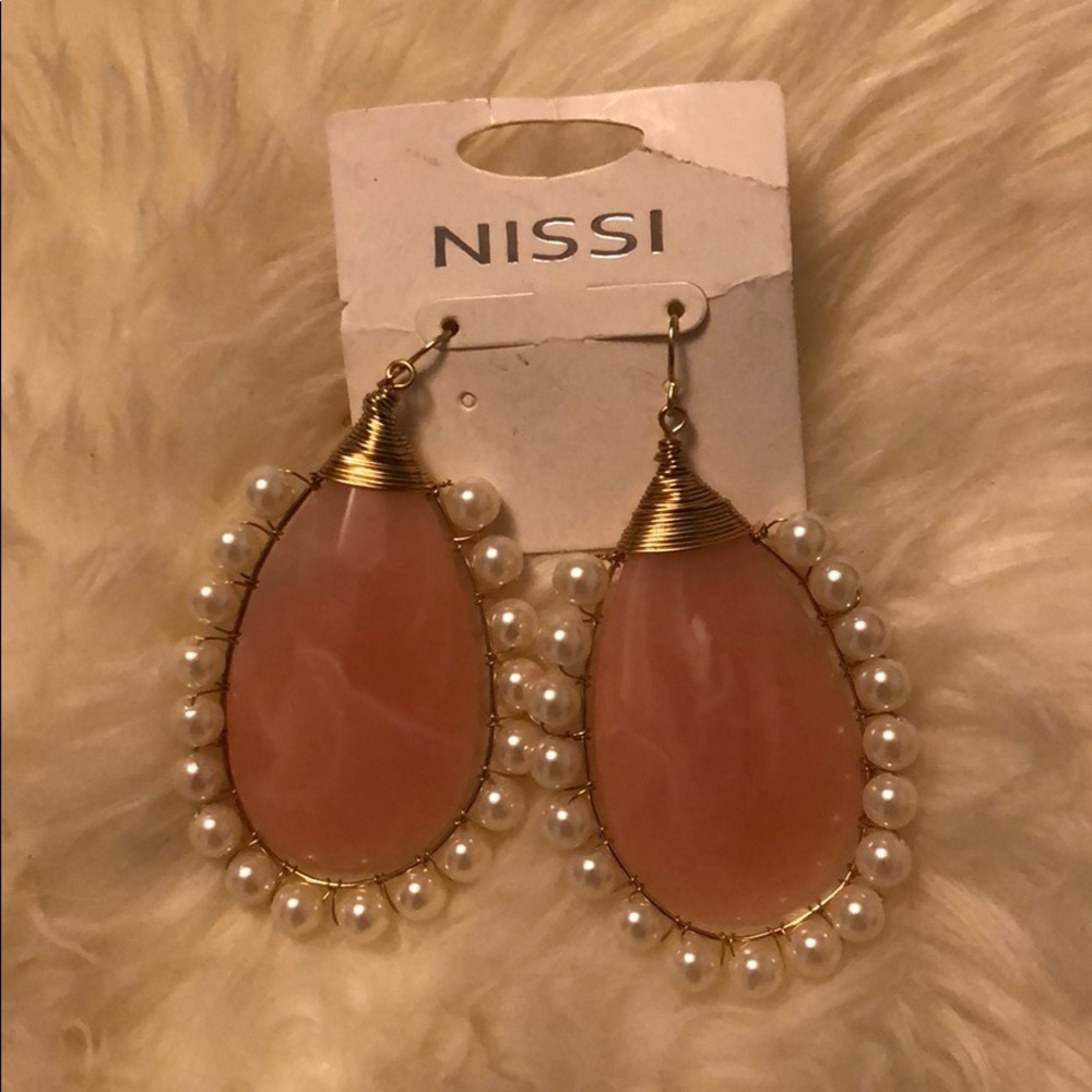 Rose Quartz, gold wire and pearls tear earrings 😍